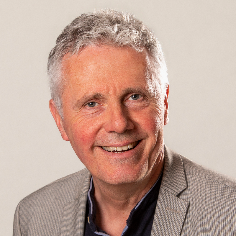  Hans-J�rg Haferkamp